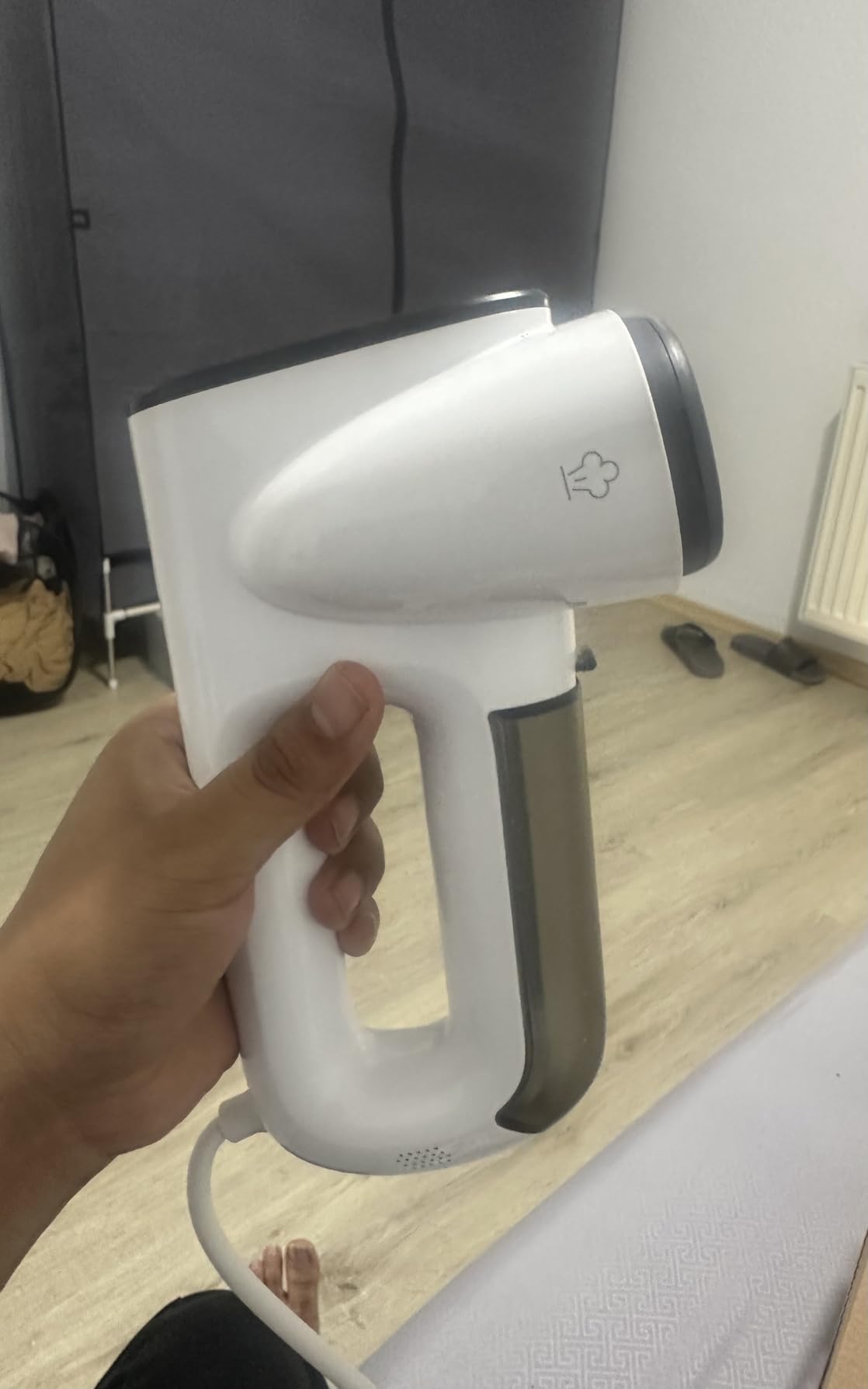 Neakasa Magic 1 Vacuum Steamer for Clothes
